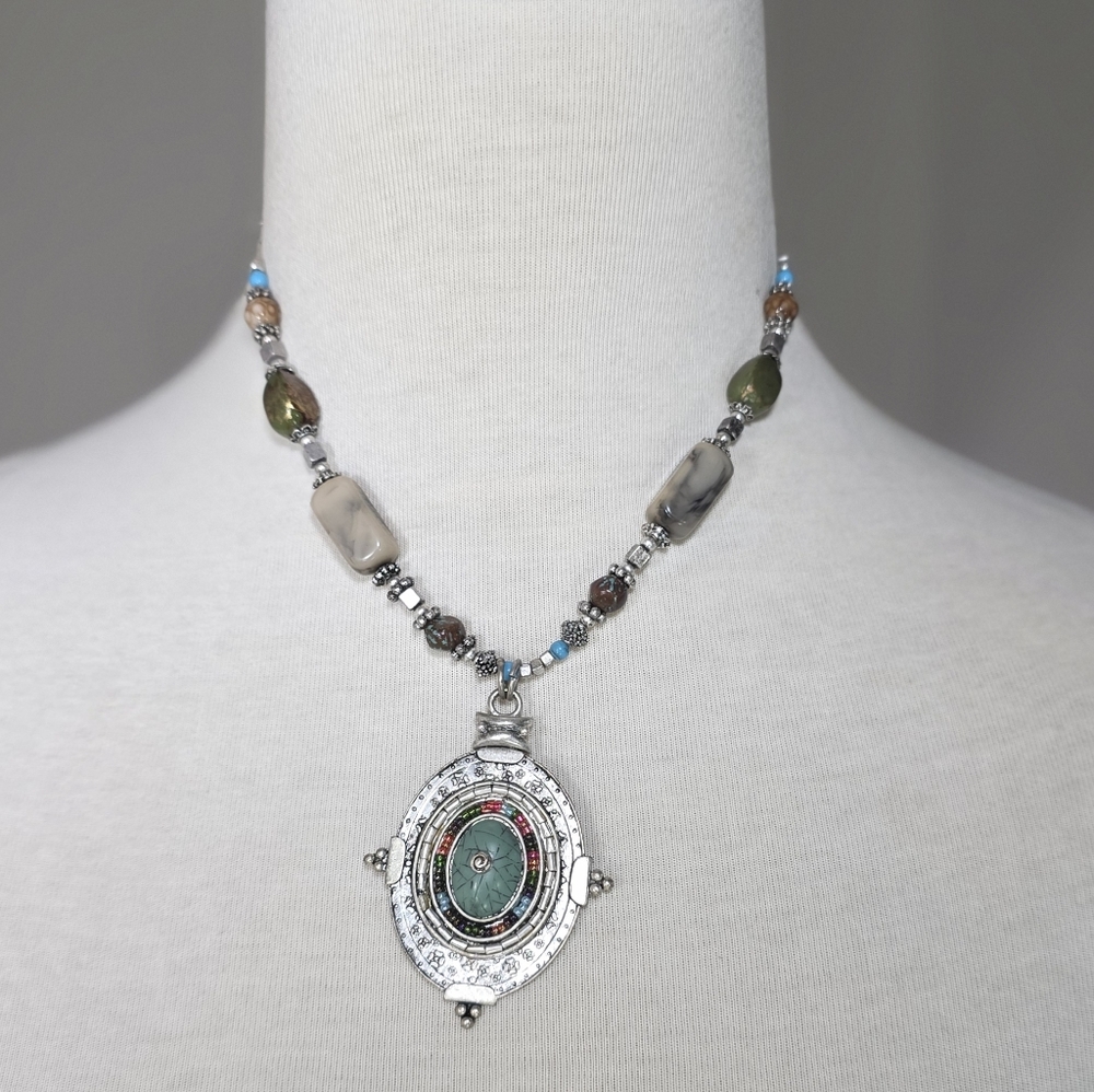 Vintage Silver and Turquois Pendant Boho Beaded Necklace